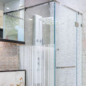 Jakie szkło wybrać do kabiny prysznicowej?