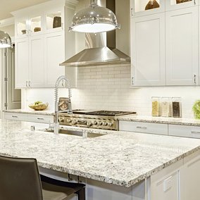 Kuchnia w bieli - gorący trend tego roku