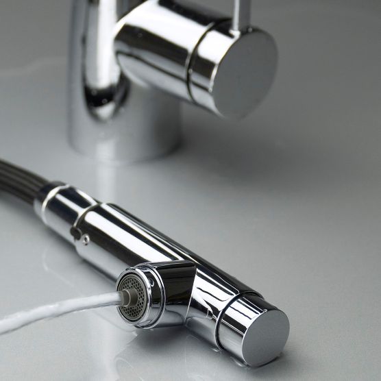 Wyciągana wylewka do wody filtrowanej