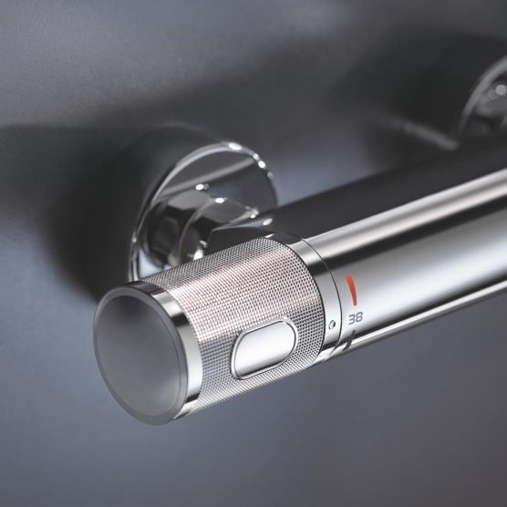 Łatwa obsługa, nawet z namydlonymi rękami