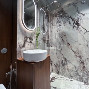 Prosta nowoczesna łazienka