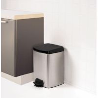 Brabantia kosz na śmieci 10 l pedałowy prostokątny stal matowa FPP 461804
