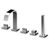 Zucchetti Aguablu bateria wannowo-prysznicowa 5-otworowa chrom ZA5475