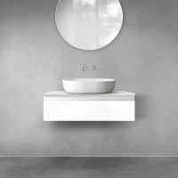 Zestaw Oltens Vernal szafka 80 cm podumywalkowa wisząca z blatem Tera biały połysk/jasny marmur 68707000