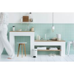 Brabantia NewIcon kosz na śmieci 3 l pedałowy biały 112126