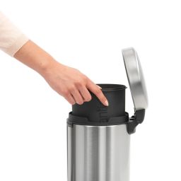 Brabantia NewIcon kosz na śmieci 3 l pedałowy stal mat FPP 112164