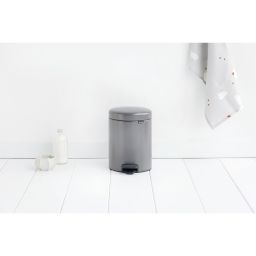 Brabantia NewIcon kosz na śmieci 5 l pedałowy grafit 112683
