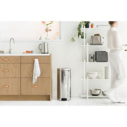 Brabantia NewIcon kosz na śmieci 30 l pedałowy stal polerowana 114366