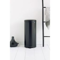 Brabantia NewIcon kosz na śmieci 30 l pedałowy czarny mat 114540