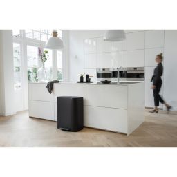 Brabantia Bo pojemnik na odpady 60 l pedałowy czarny mat 211362