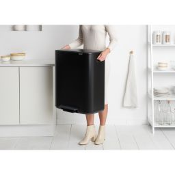 Brabantia Bo pojemnik na odpady 60 l pedałowy czarny mat 211508