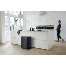 Brabantia Bo Touch Bin pojemnik na odpady 60 l do segregacji czarny mat 221484