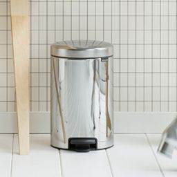 Brabantia NewIcon kosz na śmieci 12 l pedałowy stal polerowana 113581
