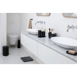 Brabantia ReNew szczotka toaletowa stojąca czarny mat 108587