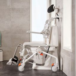 Etac Swift Mobil Tilt 2 wózek inwalidzki z funkcją toalety biały 80229480
