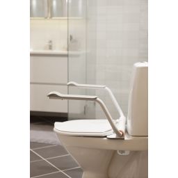 Etac Hi Loo nakładka podwyższająca 6 cm na toaletę z pokrywą i podłokietnikami biała 80301316-2