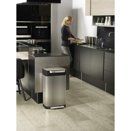 Joseph Joseph Intelligent Waste Titan pojemnik 30 l na odpady stal 30030