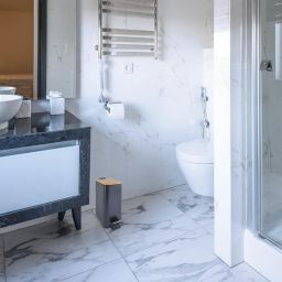 Sepio kosz na śmieci 6 l czarny mat/drewno 10KOS6LBLAWOO