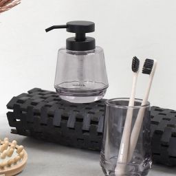 Sealskin Woodblock dywanik łazienkowy 60x60 cm teak czarny 800126