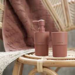 Sealskin Brave dozownik do mydła 280 ml stojący ciemny różowy 800015