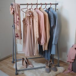 Wenko stojak do wieszania ubrań z kółkami srebrny 4364100100