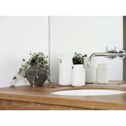 Zone Denmark Ume dozownik do mydła 250 ml biały 330395