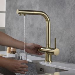 Blue Water Apala bateria kuchenna z podłączeniem wody filtrowanej mosiądz