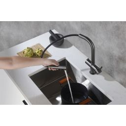 Blue Water Apala bateria kuchenna z podłączeniem wody filtrowanej grafit gun metal