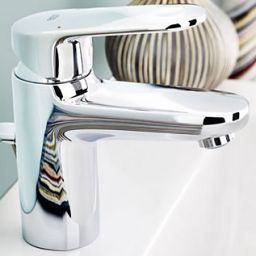 Grohe Europlus bateria umywalkowa z wyciąganą wylewką chrom 33155002