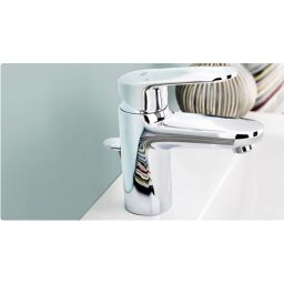Grohe Europlus bateria umywalkowa z wyciąganą wylewką chrom 33155002