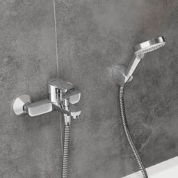 Hansgrohe Vernis Blend bateria wannowo-prysznicowa ścienna chrom 71440000