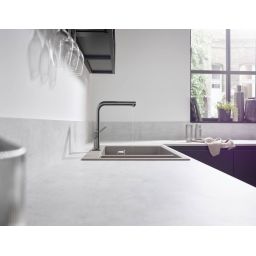 Hansgrohe Talis M54 bateria kuchenna stojąca z wyciąganą wylewką czarny chrom szczotkowany 72809340