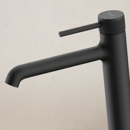 Ksuro 01 bateria umywalkowa stojąca wysoka czarny mat 10001030