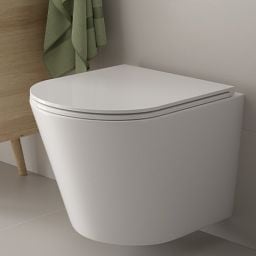 Oltens Jog Stille miska WC wisząca PureRim SmartClean spłukiwanie wirowe z deską wolnoopadającą Slim biały połysk 42532000