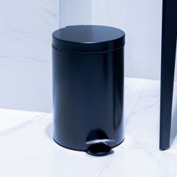 AWD Interior kosz na śmieci 5 l z pedałem czarny AWD02031788