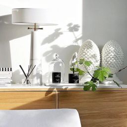 CosmoLight Bow lampa stołowa 2x40W biały/marmur/mosiądz T02114BR