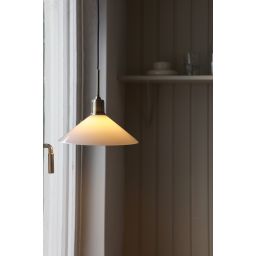 Markslöjd Vela lampa wisząca 1x40 W biała-mosiądz 108867