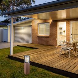 Rabalux Wales lampa stojąca zewnętrzna 1x60W dąb 7196