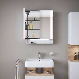Duravit Qatego szafka 60 cm z lustrzana wisząca z oświetleniem LED biały mat QA7150018180010