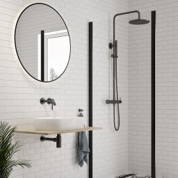 Oltens Breda ścianka prysznicowa 90 cm czarny mat/szkło przezroczyste 22105300