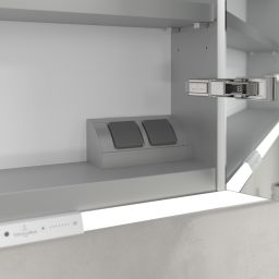 Villeroy & Boch My View+ szafka 160x16,8x75 cm z lustrem do zabudowy aluminium A4821600