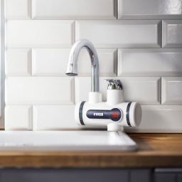 Noveen przepływowy podgrzewacz wody 3,6 kW elektryczny IWH360