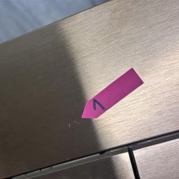 Outlet - Oltens Torne przycisk spłukujący do WC miedź szczotkowana 57101610