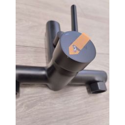 Outlet - Hagser Lisa bateria wannowo-prysznicowa ścienna czarny mat HGR70000034