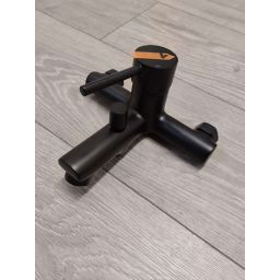 Outlet - Hagser Lisa bateria wannowo-prysznicowa ścienna czarny mat HGR70000034