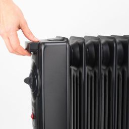 Black+Decker BXRA1500E grzejnik olejowy 1500 W czarny ES9350050B