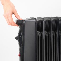 Black+Decker BXRA2000E grzejnik olejowy 2000 W czarny ES9350060B