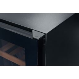 Berg chłodziarka do wina 17 butelek do zabudowy BRGWA17D