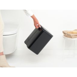 Brabantia Bo kosz na śmieci 7 l czarny mat 222900