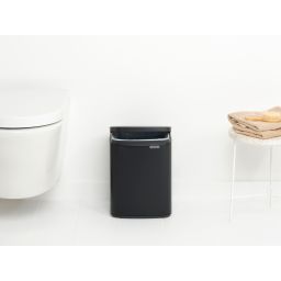 Brabantia Bo kosz na śmieci 7 l czarny mat 222900